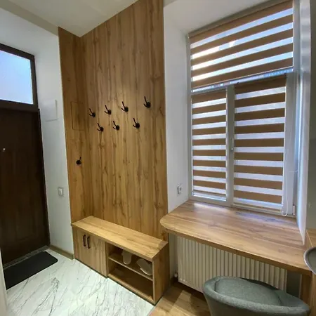 студія на вулиці городоцька 102 * Львів