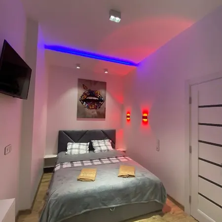 квартира-студія подобово на вулиці городоцька 102 Διαμέρισμα