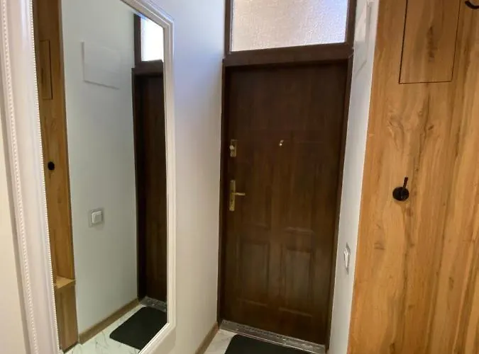 公寓 квартира-студія подобово на вулиці городоцька 102 *