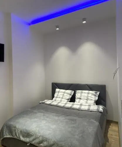 アパート квартира-студія подобово на вулиці городоцька 102 リヴィウ